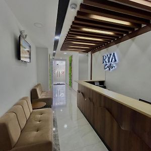 Hotel Rya Center
